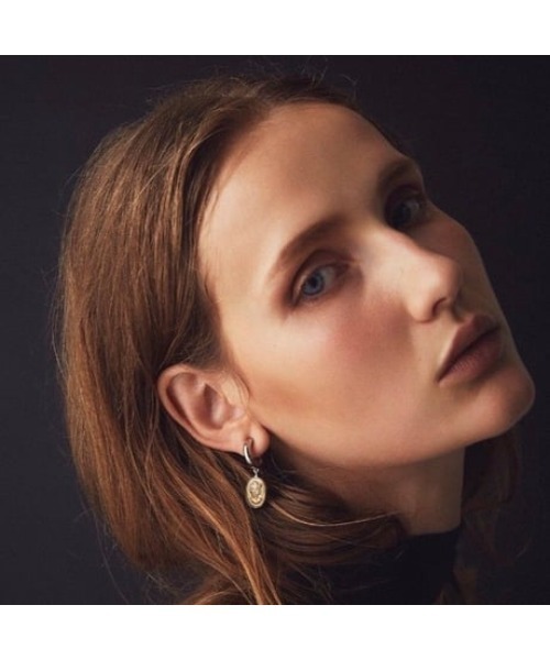 IRIS47(イリスフォーセブン)の「【IRIS 47】cameo earring カメオ イヤリング(イヤリング・レディース・レッド系/ゴールド・FREE)」の8枚目の写真