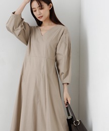 【ZOZO限定】Vネックタックスリーブワンピース