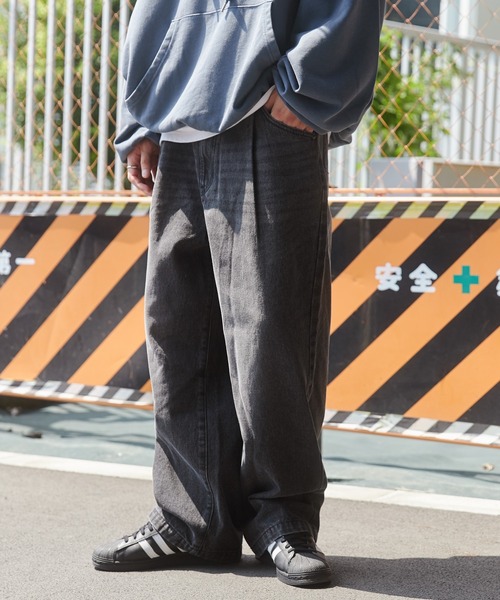 WEGO(ウィゴー)の「WEGO/デニムルーズテーパードパンツ(デニムパンツ・メンズ・グレー/コバルトブルー/ライトインディゴブルー/ブラック・SMALL/LARGE/MEDIUM)」の14枚目の写真