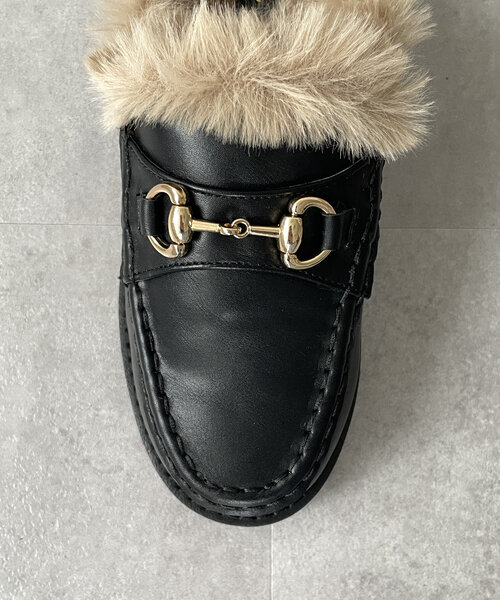 Thevon(ゼボン)の「ファー付きサボ(ブーツ・レディース・ブラック/ブロンズ・M/L)」の8枚目の写真