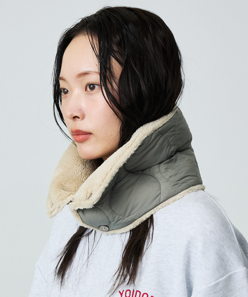 TAION（タイオン）の「【WEB限定】TAION/タイオン リバーシブル ダウン ネックゲイター(R203ALSML-1NECK WARMER)（ネックウォーマー/スヌード・メンズ・ダークネイビー/ブラック/グリーン系その他/カーキ/ブラック系1/グリーン系その他2/ブルー系1/グリーン系その他3・フリー）」の6枚目の写真
