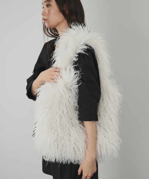 paravion（パラビオン）の「ファーバッグ（トートバッグ・レディース・ブラック/ホワイト・FREE）」の6枚目の写真