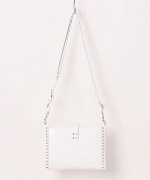 TOGA PULLA（トーガ プルラ）の「TOGA PULLA Leather shoulder pouch 