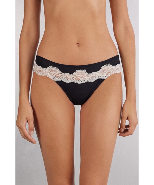 Intimissimi（インティミッシミ）の「Effortless Beauty ブラジリアン