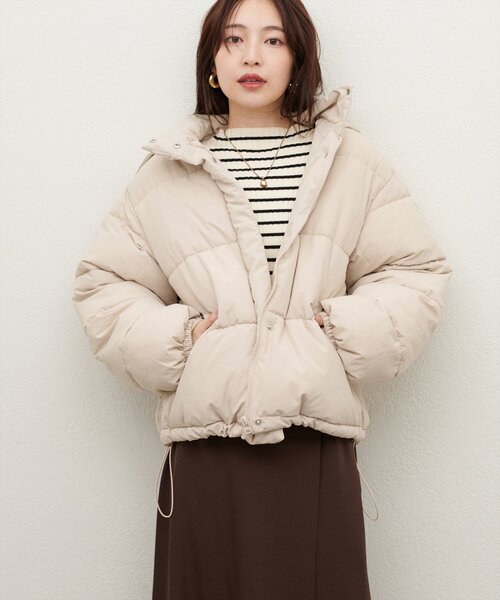 natural couture（ナチュラルクチュール）の「フード中綿ジャケット（ダウンジャケット/コート・レディース・ミント/グレイッシュベージュ/ブラック/オフホワイト・FREE）」の2枚目の写真