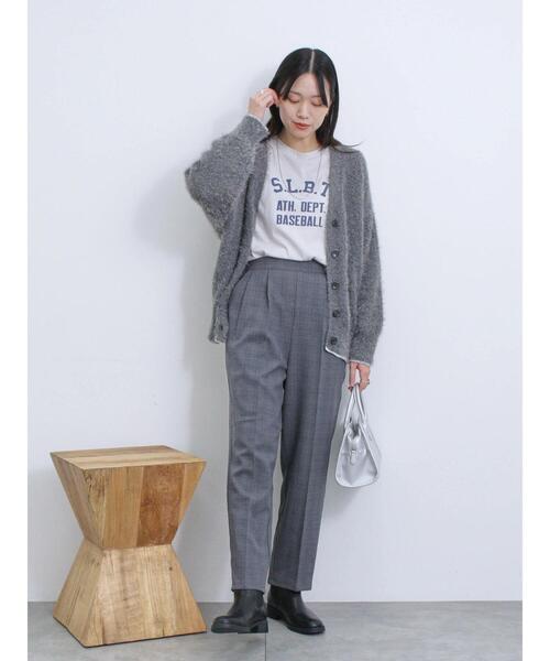 Samansa Mos2 blue（サマンサモスモスブルー）の「メランジフェザーVカーディガン（カーディガン/ボレロ・レディース・チャコールグレー/キナリ/サックスブルー・F）」の11枚目の写真