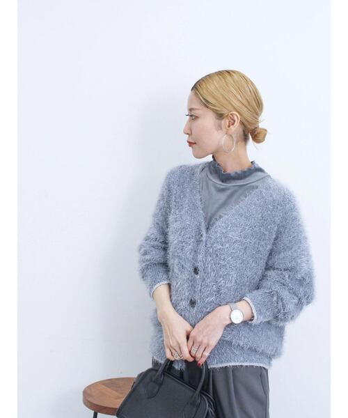 Samansa Mos2 blue（サマンサモスモスブルー）の「メランジフェザーVカーディガン（カーディガン/ボレロ・レディース・チャコールグレー/キナリ/サックスブルー・F）」の16枚目の写真