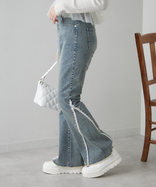 OLIVE des OLIVE（オリーブデオリーブ）の「【S/Mサイズ展開】レース切替美脚ストレッチデニムパンツ（デニムパンツ・レディース・ブラック/ネイビー・SMALL/MEDIUM）」の19枚目の写真