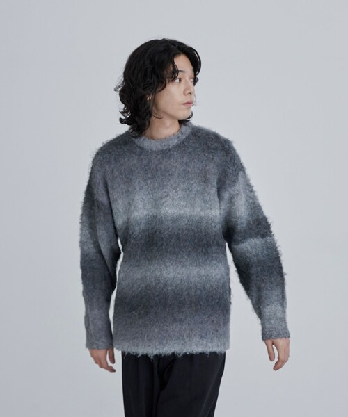 coen(コーエン)の「TOWNCRAFT(タウンクラフト)別注グラデーションシャギーニット(ニット/セーター・メンズ・ダークグレー/オレンジ・M/L)」の5枚目の写真