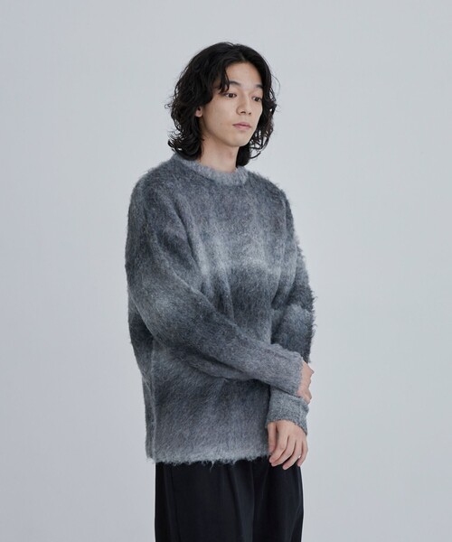 coen(コーエン)の「TOWNCRAFT(タウンクラフト)別注グラデーションシャギーニット(ニット/セーター・メンズ・ダークグレー/オレンジ・M/L)」の7枚目の写真