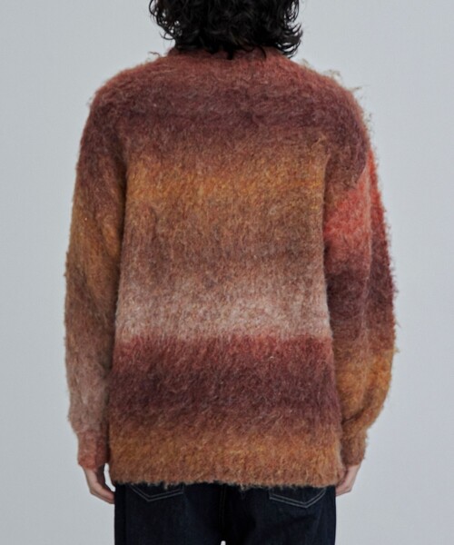 coen(コーエン)の「TOWNCRAFT(タウンクラフト)別注グラデーションシャギーニット(ニット/セーター・メンズ・ダークグレー/オレンジ・M/L)」の17枚目の写真