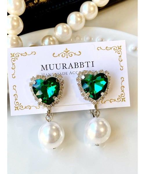 tone（トーン）の「【MUURABBTI】ハートビジューのパールイヤリング(MA)（イヤリング・レディース・レッド/グリーン/ピンク系その他/ブラック/ブルー・FREE）」の3枚目の写真