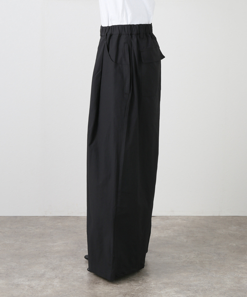 ANGLAN(アングラン)の「ANGLAN / アングラン Decent Pocket Deep Tuck Wide Pant(その他パンツ・レディース・ブラック・FREE)」の4枚目の写真