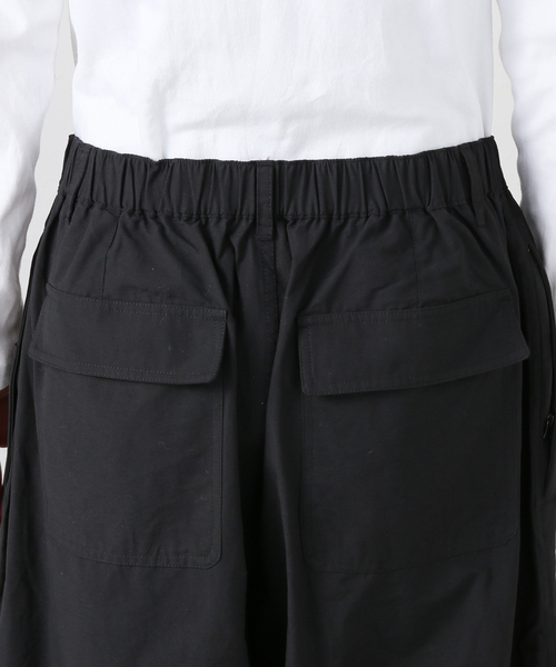 ANGLAN(アングラン)の「ANGLAN / アングラン Decent Pocket Deep Tuck Wide Pant(その他パンツ・レディース・ブラック・FREE)」の7枚目の写真