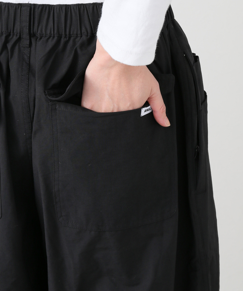 ANGLAN(アングラン)の「ANGLAN / アングラン Decent Pocket Deep Tuck Wide Pant(その他パンツ・レディース・ブラック・FREE)」の8枚目の写真