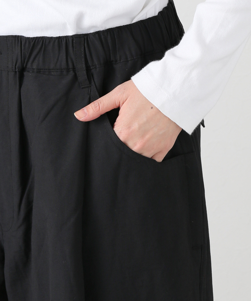 ANGLAN(アングラン)の「ANGLAN / アングラン Decent Pocket Deep Tuck Wide Pant(その他パンツ・レディース・ブラック・FREE)」の10枚目の写真