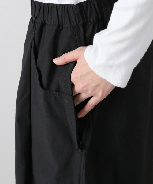 ANGLAN(アングラン)の「ANGLAN / アングラン Decent Pocket Deep Tuck Wide Pant(その他パンツ・レディース・ブラック・FREE)」の12枚目の写真