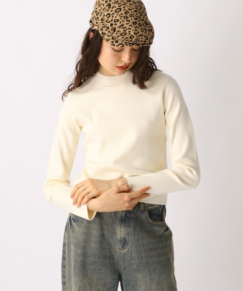 FOREVER 21(フォーエバー トゥエンティーワン)の「【2025SS】ハイネックインナーニット(ニット/セーター・レディース・ナチュラル/イエロー/ブラック・MEDIUM/SMALL)」の1枚目の写真