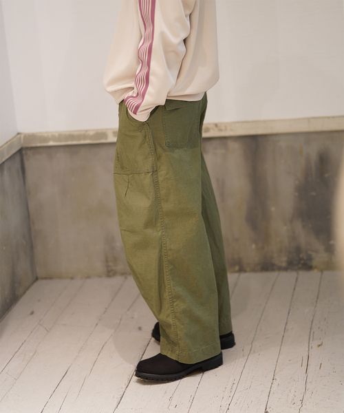 Needles（ニードルス）の「NEEDLES / ニードルズ H.D. Pant - Fatigue（カーゴパンツ・メンズ・カーキ・SMALL/MEDIUM）」の6枚目の写真