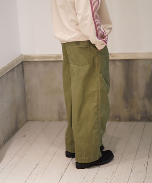 Needles（ニードルス）の「NEEDLES / ニードルズ H.D. Pant - Fatigue（カーゴパンツ・メンズ・カーキ・SMALL/MEDIUM）」の8枚目の写真