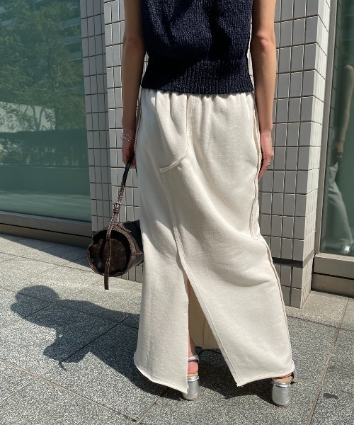 AIC.（エーアイシー）の「ダブルウエストリメイクデザイン裏毛スカート（スカート・レディース・オフホワイト/ネイビー・FREE）」の6枚目の写真