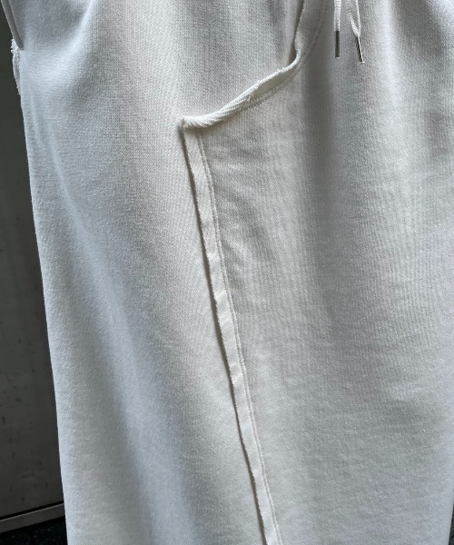 AIC.（エーアイシー）の「ダブルウエストリメイクデザイン裏毛スカート（スカート・レディース・オフホワイト/ネイビー・FREE）」の18枚目の写真