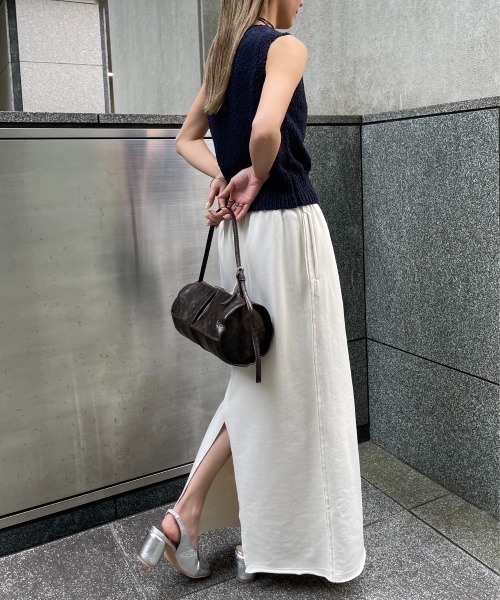 AIC.（エーアイシー）の「ダブルウエストリメイクデザイン裏毛スカート（スカート・レディース・オフホワイト/ネイビー・FREE）」の9枚目の写真
