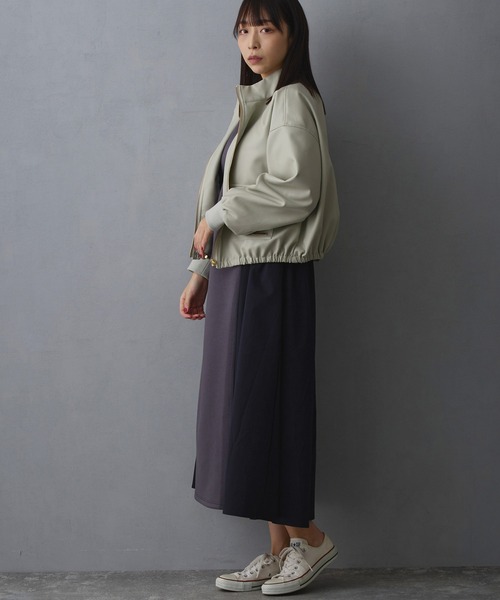 NICOLE white(ニコルホワイト)の「スタンドドロストブルゾン(ブルゾン・レディース・ブラック/ベージュ/オリーブ・FREE)」の8枚目の写真