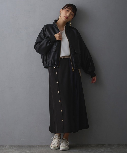 NICOLE white(ニコルホワイト)の「スタンドドロストブルゾン(ブルゾン・レディース・ブラック/ベージュ/オリーブ・FREE)」の9枚目の写真