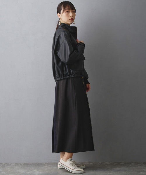 NICOLE white(ニコルホワイト)の「スタンドドロストブルゾン(ブルゾン・レディース・ブラック/ベージュ/オリーブ・FREE)」の11枚目の写真