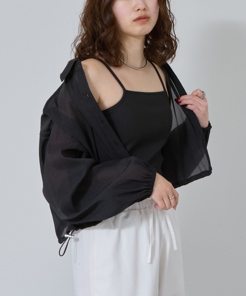 COLONY 2139（コロニートゥーワンスリーナイン）の「カップ付テレコリブスクエアキャミソール（キャミソール・レディース・オフホワイト/ブラック/モカ/ライトグレー・SMALL/MEDIUM/LARGE）」の19枚目の写真