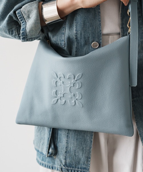 本革・370g］ソフトレザーショルダーバッグ(CE-1547