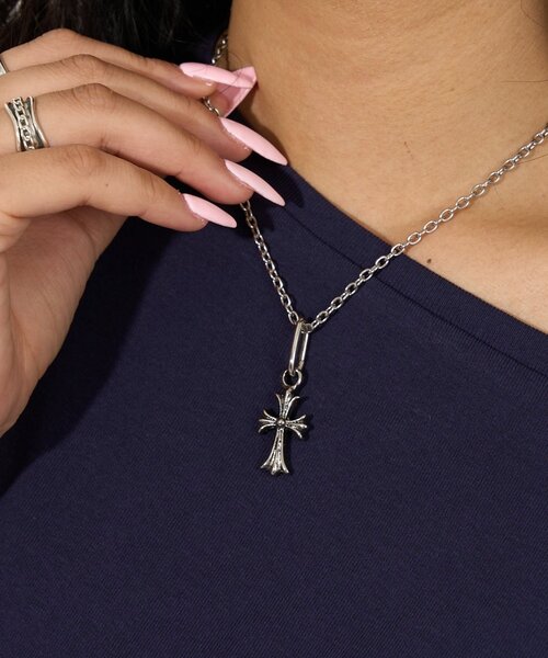 WHO'S WHO gallery(フーズフーギャラリー)の「【Sサイズ追加】クロスネックレス(ネックレス・レディース・シルバー・FREE/SMALL)」の3枚目の写真