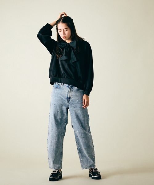Audie a Muses(オーディアミューズ)の「【人気のため追加】パールスタッズカーブデニム(デニムパンツ・レディース・ネイビー・40/42/38/36)」の9枚目の写真