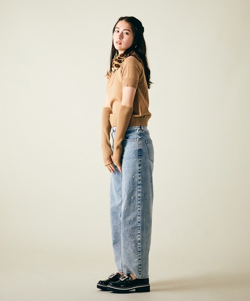 Audie a Muses(オーディアミューズ)の「【人気のため追加】パールスタッズカーブデニム(デニムパンツ・レディース・ネイビー・40/42/38/36)」の11枚目の写真