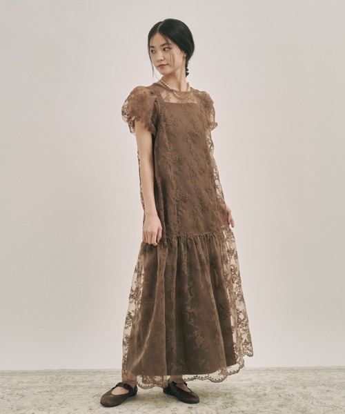 moi tytto 花刺繍レイヤーワンピース moi tytto（モイテュット）の「花刺繍レイヤーワンピース|普段使いも