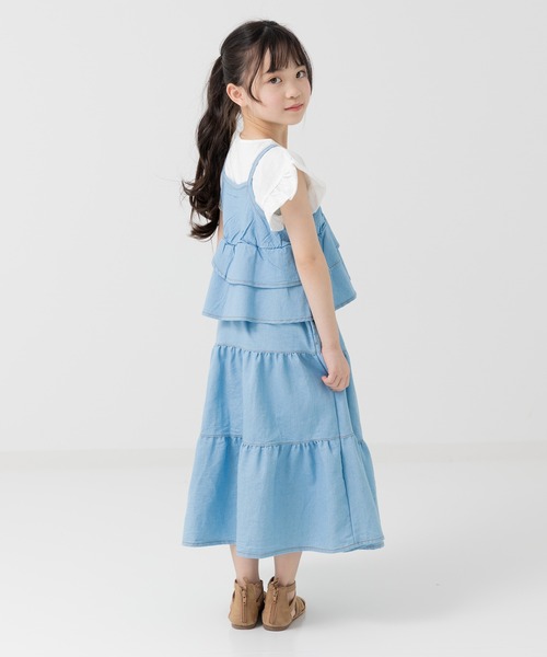 chil2(チルツー)の「ダンガリーティアードロングスカート(デニムスカート・キッズ・サックスブルー/ブルー・110cm/120cm/130cm/140cm/150cm)」の9枚目の写真
