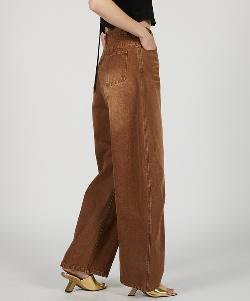 PRANK PROJECT（プランクプロジェクト）の「カーブコクーンデニム / Curved Cocoon Denim（デニムパンツ・レディース・ブラウン/ブルー/ブラック/ホワイト・36/38）」の20枚目の写真