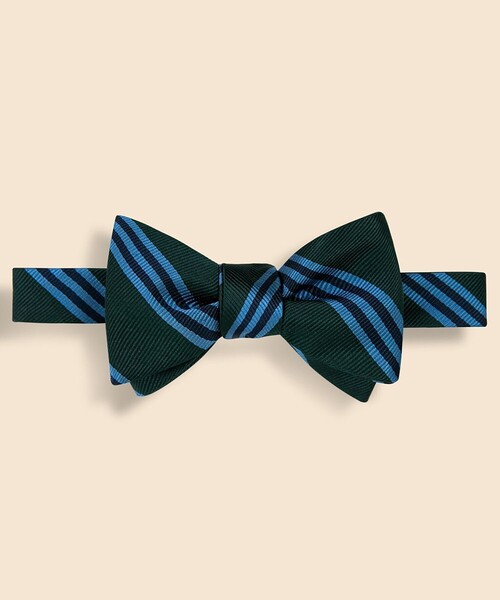 BROOKS BROTHERS（ブルックスブラザーズ）の「シルク　BB#1ストライプ　レップボウタイ　Made in USA（蝶ネクタイ・メンズ・バーガンディー/グリーン/イエロー・ONE SIZE）」の2枚目の写真
