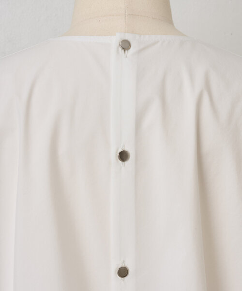 LIVETART（リヴェタート）の「後ろボタンバルーンブラウス（シャツ/ブラウス・レディース・ブルー/ホワイト・FREE）」の10枚目の写真