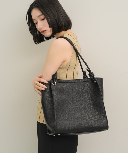 NEUNA（ヌナ）の「【ポーチ付き！！】ビッグスクエアバッグ（トートバッグ・レディース・ブラック/ベージュ・FREE）」の16枚目の写真