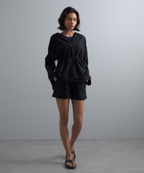 COLONY 2139(コロニートゥーワンスリーナイン)の「ラッシュガードショートパンツ(ラッシュガード・レディース・アイボリー/ブラック・FREE)」の21枚目の写真