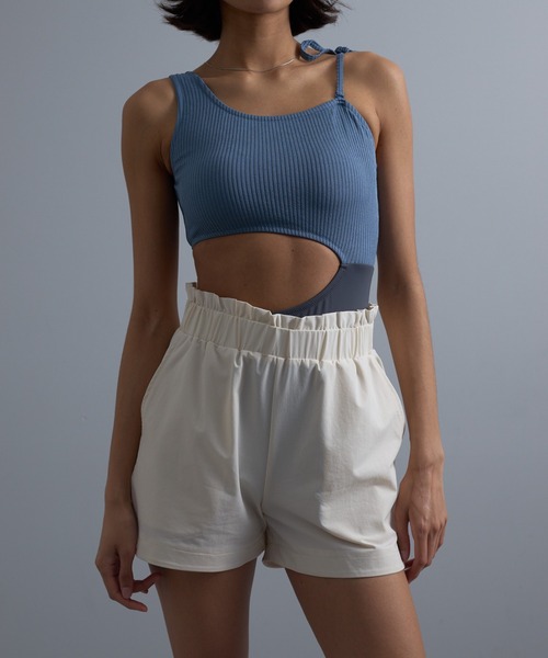 COLONY 2139(コロニートゥーワンスリーナイン)の「ラッシュガードショートパンツ(ラッシュガード・レディース・アイボリー/ブラック・FREE)」の12枚目の写真