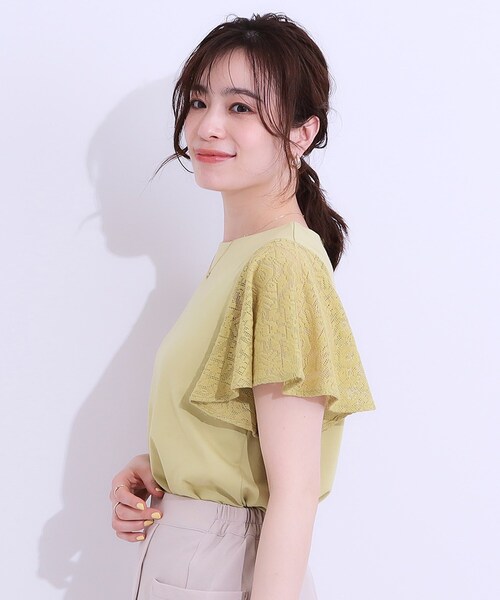 DRESKIP(ドレスキップ)の「【S-LL】大人の上品コーデに お袖レース切り替えトップス(Tシャツ/カットソー・レディース・オフホワイト/ブラック/スモーキーグリーン系・01/02/03/04)」の4枚目の写真
