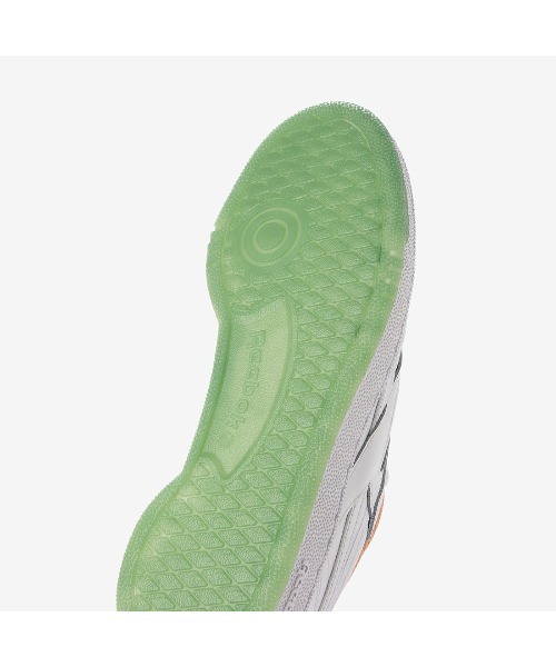 Reebok(リーボック)の「クラブシー リベンジ / CLUB C REVENGE(スニーカー・メンズ・ホワイト/アイボリー・24.5cm/23.5cm/23.0cm/22.5cm/29.0cm/28.5cm/28.0cm/27.5cm/27.0cm/26.5cm/26.0cm/25.5cm/25.0cm/24.0cm)」の10枚目の写真