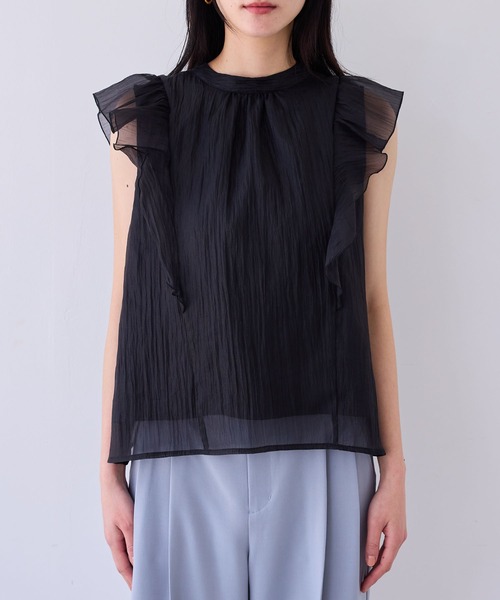 VIS(ビス)の「【店頭人気】主役級!華やぎシアーシャイニーボウタイフリルブラウス【前後2WAY】【洗える】(シャツ/ブラウス・レディース・ベージュ/ピンク/ライトグリーン/ブラック/サックスブルー/キナリ・FREE)」の9枚目の写真