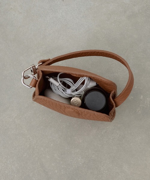 IACUCCI(イアクッチ)の「ラーナ ミニチャーム ALCE(その他小物・レディース・サックスブルー/キャメル/ライトグリーン/ライトグレー/ピンク/ホワイト/ピンク系その他/ゴールド/ネイビー/ミント・FREE)」の17枚目の写真