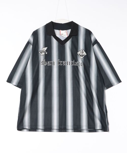 a.p.o.v.(エーピーオービー)の「a.p.o.v. ストライプオーバーサイズメッシュ襟付きサッカーシャツ(Tシャツ/カットソー・メンズ・ブルー/ブラック/レッド・ONESIZE)」の13枚目の写真