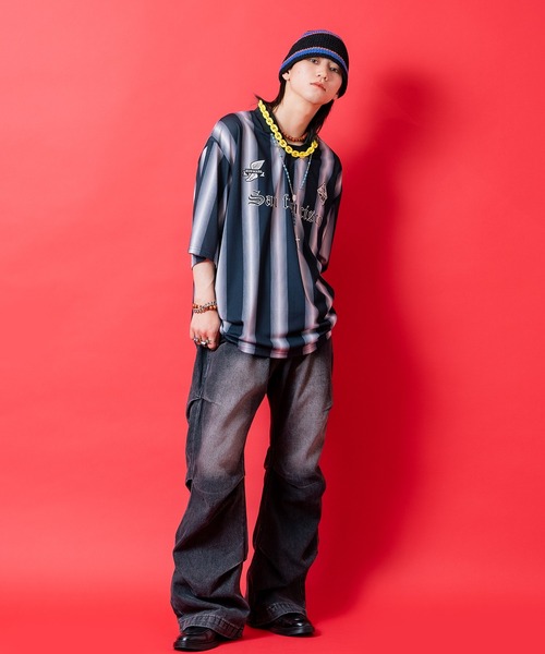 a.p.o.v.(エーピーオービー)の「a.p.o.v. ストライプオーバーサイズメッシュ襟付きサッカーシャツ(Tシャツ/カットソー・メンズ・ブルー/ブラック/レッド・ONESIZE)」の12枚目の写真