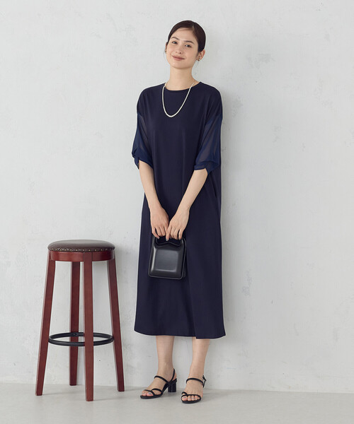 COMME CA ISM(コムサイズム)の「スリーブデザイン ワンピース(ワンピース・レディース・ネイビー/グリーン/ブラウン/ブラック・FREE)」の4枚目の写真